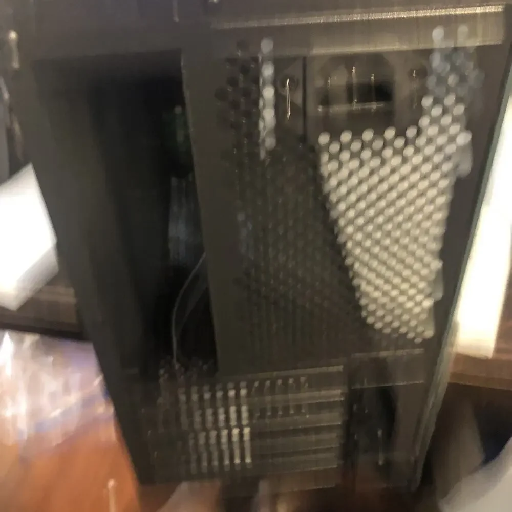 S300 - Mini-ITX PC Gaming Case - Front I/O USB 3.0 Type - C Port
